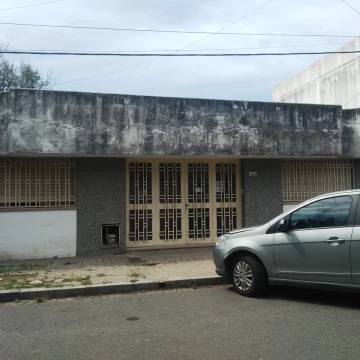 Espacio institucional con potencial en Arroyito
