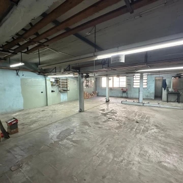 Depósito Mixtura 4 Venta 351 mts cub Barracas