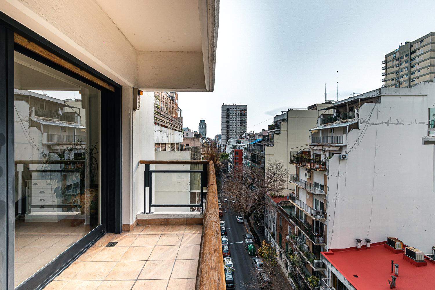 vista balcon master suite