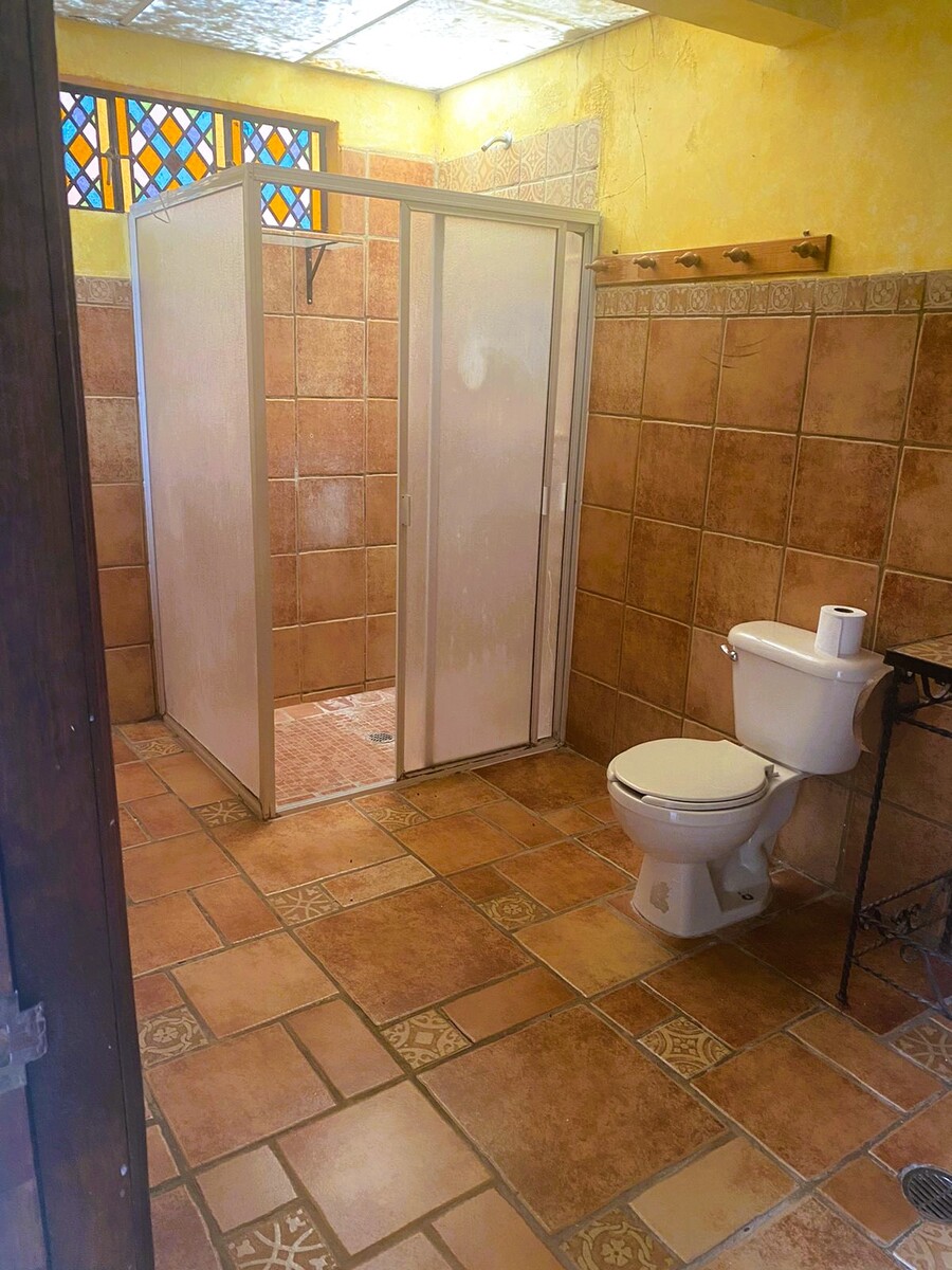 AMPLIA CASA VENTA SAN BARTOLO