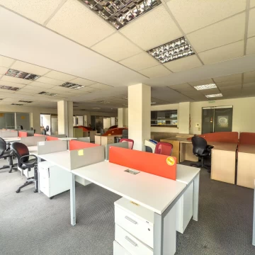 Venta - Oficinas - Monserrat - 3 plantas completas con 2 cocheras