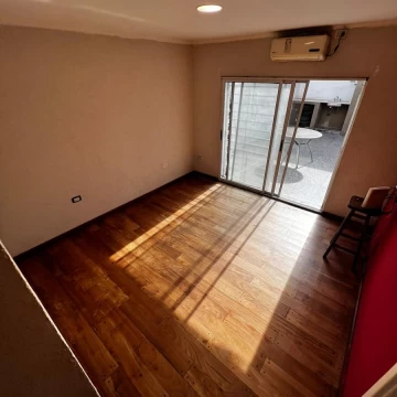 PH Reciclado a nuevo - 2 Ambientes - Apto credito - Luminoso - Sin expensas