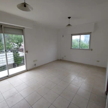 Venta y Alquiler Monoambiente Altura de Santa Fe y Avellaneda Oliden al 4200 Apto Credito