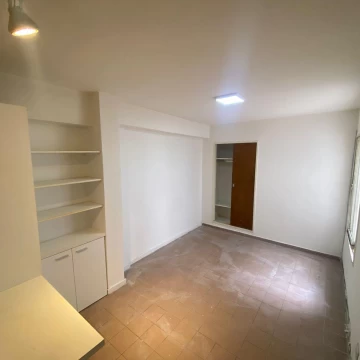Departamento monoambiente en alquiler y venta Cochabamba 225 Planta baja Rosario Apto credito