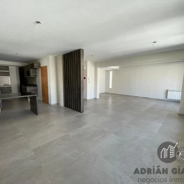Excelente departamento de categoría a metros de Bv Oroño 3 Dormitorios