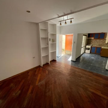 Departamento en planta baja en venta dos dormitorios Rosario J J Valle al 3800