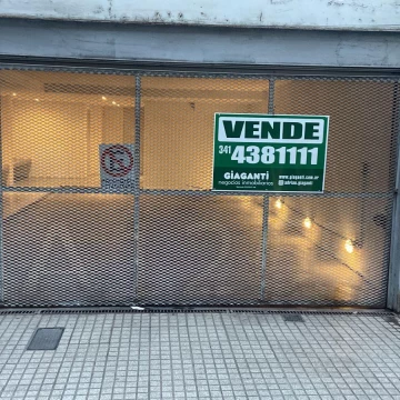 Cochera doble en Barrio Martin en venta Ayacucho 1200
