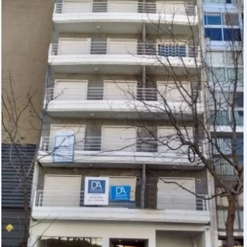 Cochera en  venta Tucumán al 1300 Estratégico Lugar !!!