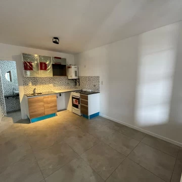 Excelente departamento monoambiente con balcón venta Ovidio Lagos al 600 Rosario