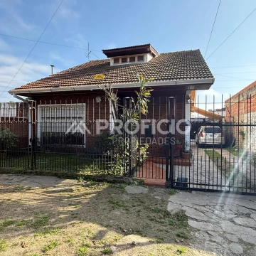 Casa en Berazategui