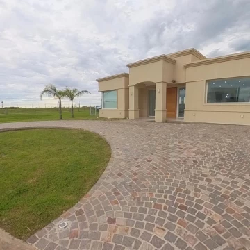Casa en Pueblos del Plata Country Club