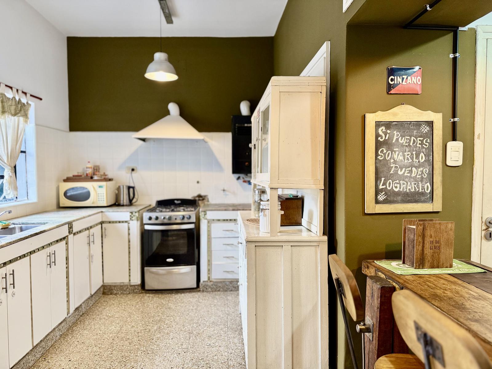 Casa en venta de dos dormitorios mas comodín Rosario Barrio Parque