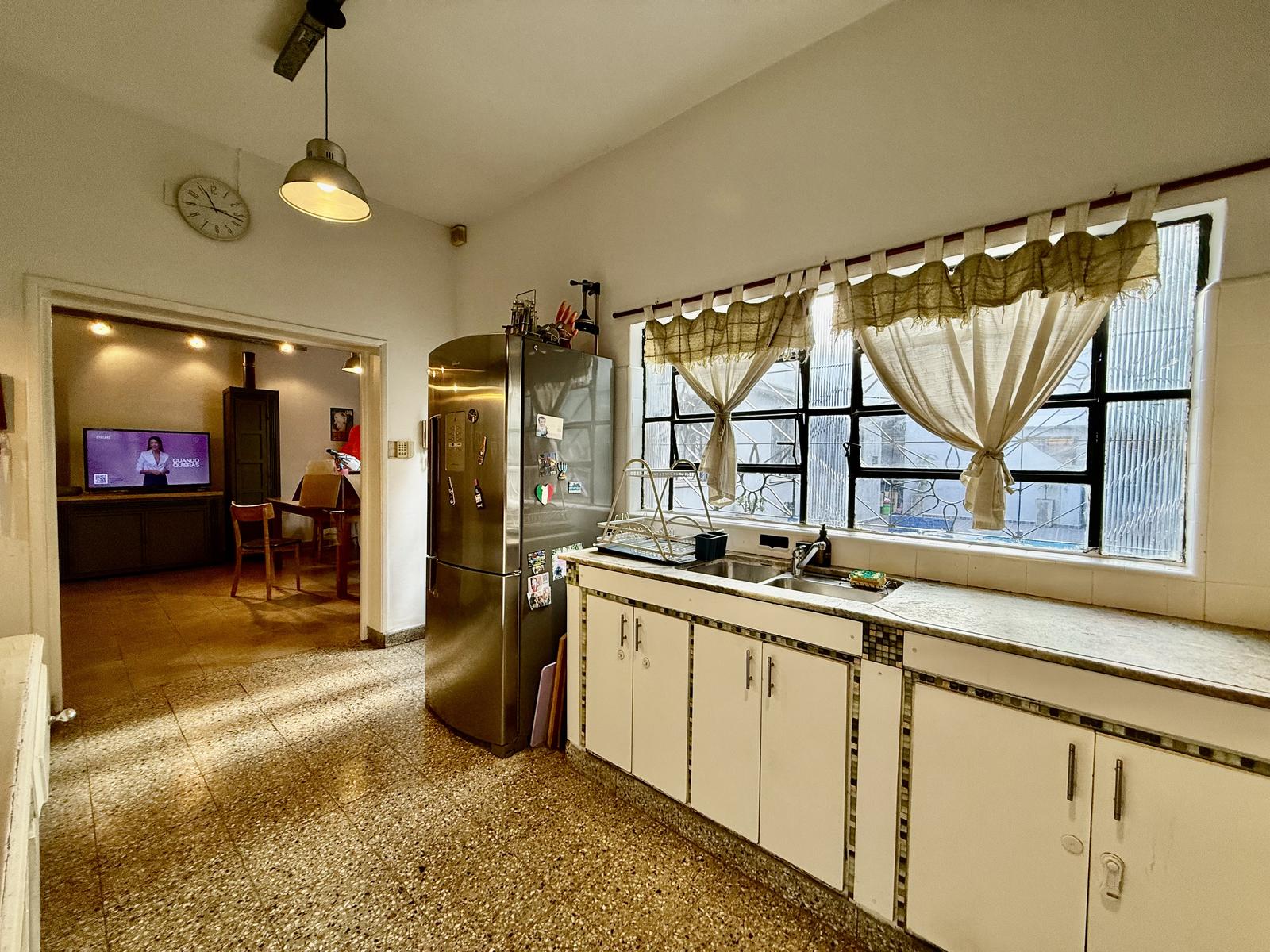 Casa en venta de dos dormitorios mas comodín Rosario Barrio Parque
