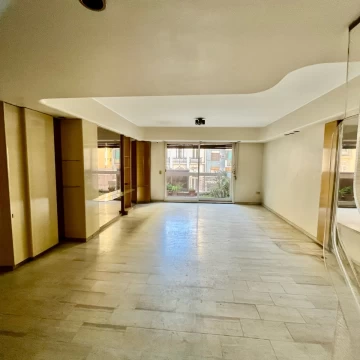 Venta - 4 ambientes con dependencia - balcón - Barrio Norte