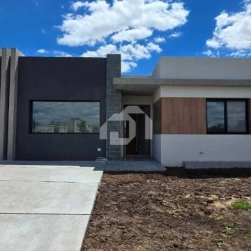 Casa  en Venta en Santa Elisa, Pilar del Este, Pilar