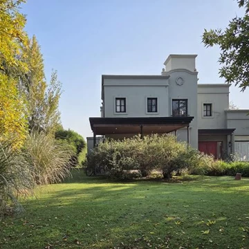 Venta Casa estilo Campo en Manzanares Pilar, San Francisco