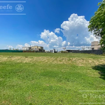 Lote interno de 800 metros en Villalobos - Pueblos del Plata. Posesion inmediata. Hudson