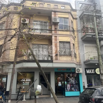 Venta departamento dos ambientes Ramos Mejia - APTO CRÉDITO