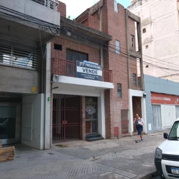 Venta de terreno en Rosario - Av Francia y Rioja  - ideal constructoras
