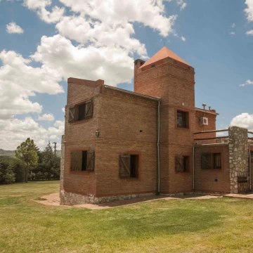 Los Nogales - Villa Giardino