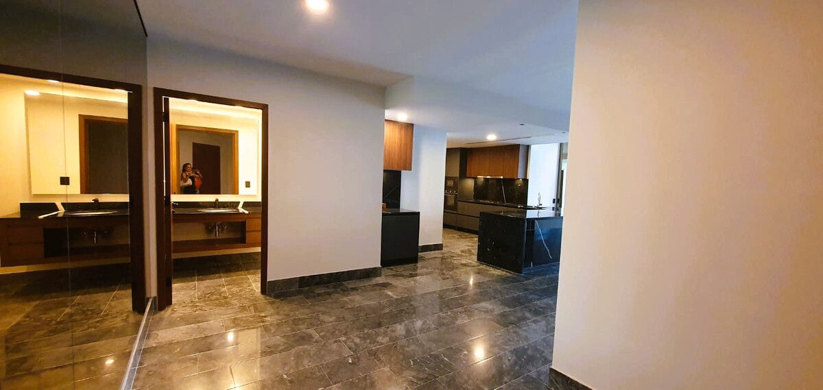 Amplio departamento venta Puerto Cancún