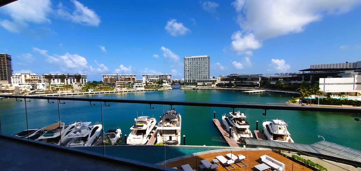 Departamento en Shark Tower Puerto Cancún