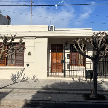 Lamadrid Nº218