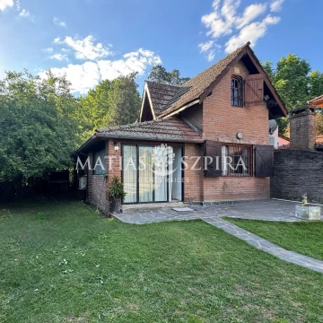 Casa Quinta en Francisco Alvarez, Moreno