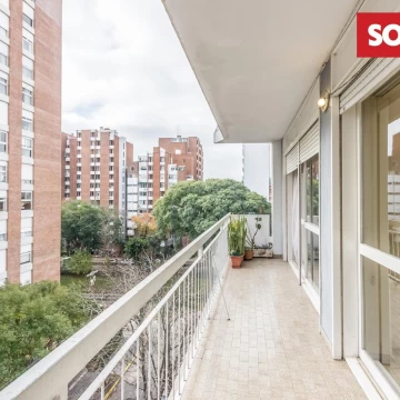 Venta Departamento 4 ambientes, seguridad 24 hs, dep. servicio, piso 6, 2 Cocheras - Martinez