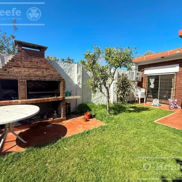Casa en Venta de 3 ambientes - A minutos del Centro de Quilmes