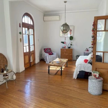 Venta Departamento 3 Ambientes de estilo refaccionado en el Abasto