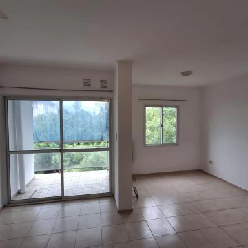 Duplex en venta y alquiler en Rosario Necochea al 1700