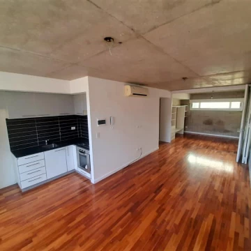 VENTA DEPARTAMENTO 1 DORMITORIO CON COCHERA PICHINCHA