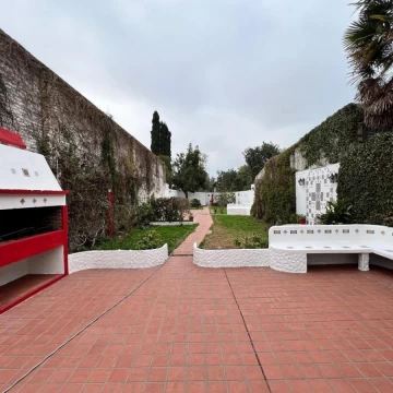 Venta Casa Terreno Parrilla Jardín Luján Permuta