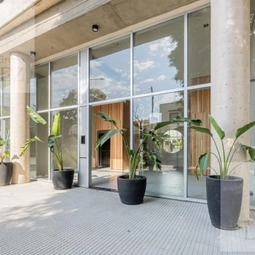 Venta Local Comercial en Esquina en Vicente López – Planta Baja