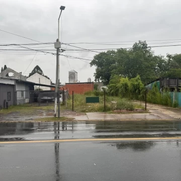 Lote sobre calle Las Magnolias frente a Palmas del Pilar