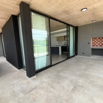 VENTA - 3 Ambientes C/balcón -Cochera - Complejo Mirasoles Punto estratégico - CANNING