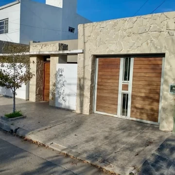 VENTA APTA CREDITO casa ubicada en Benitez 614