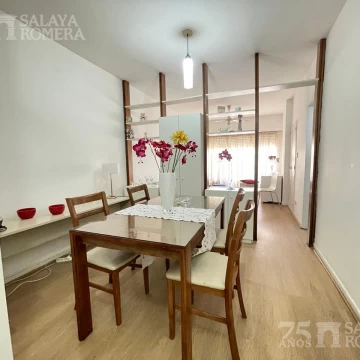 Venta Monoambiente con balcon Amoblado Paraguay  esquina Suipacha