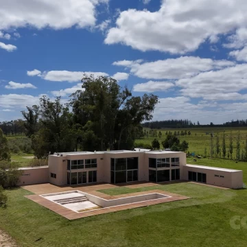 Chacra en José Ignacio 6 dormitorios alquier y venta