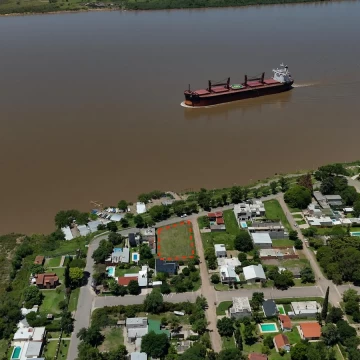 Lote de terreno en Capitan Bermudez.