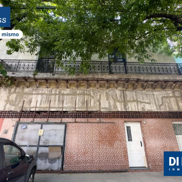 Barracas lote 241 m2 sobre avenida USAM