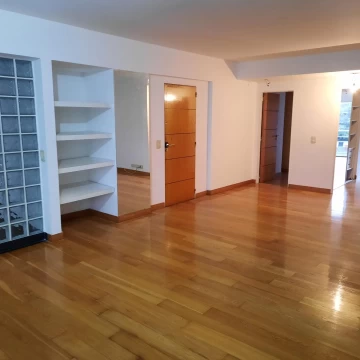 Divino Piso de 3 Amb. en Suite C/ Cochera y Amenities!