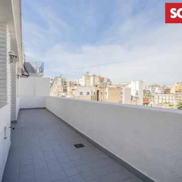 Venta - 3 ambientes con balcón terraza - Recoleta