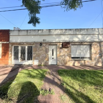 Casa en  Venta Rosario, Alberdi.
