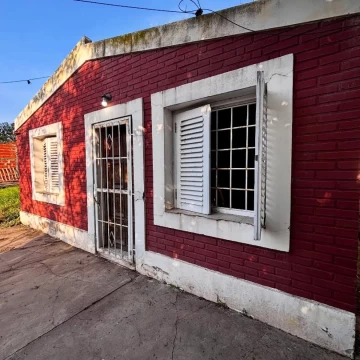 SE VENDE OPORTUNIDAD EN ESTRADA 430 POSIBILIDAD DE ENTREGA + CUOTAS