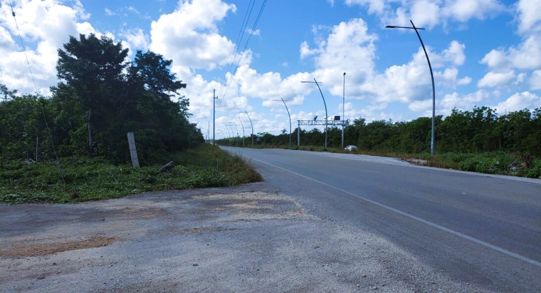 LOTE COMERCIAL EN VENTA CANCUN AV HUAYACAN