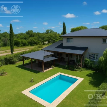 Casa Familiar en venta sobre lote 580 m2  El Pato Berazategui recibe permuta
