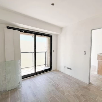Departamento de dos ambientes en  Almagro a la venta