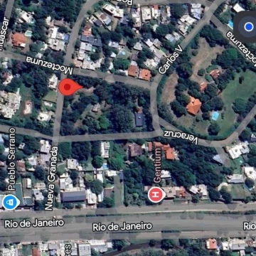 Venta - Terreno de 750 m2 en Lomas Oeste, Villa Allende